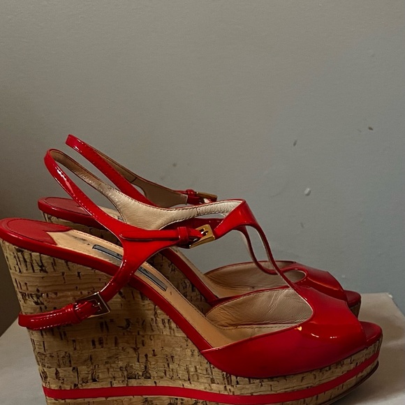 Wedge - Picture 3 of 3